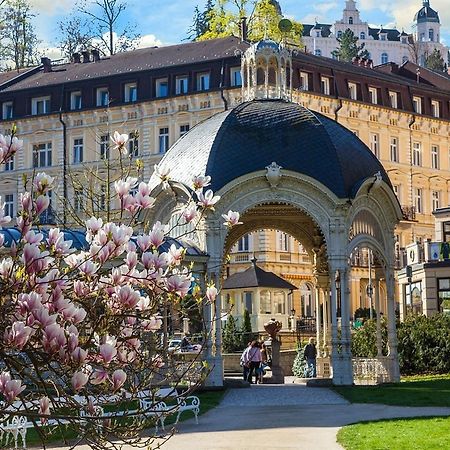 Krivan Hotel Karlsbad Exterior foto