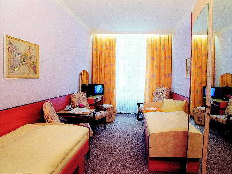 Krivan Hotel Karlsbad Exterior foto